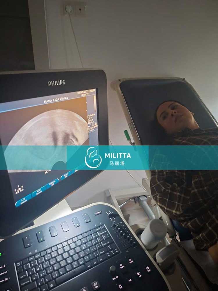 试管妈妈移植胚胎