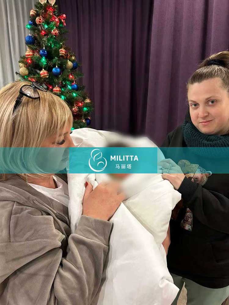 乌克兰试管宝宝出院