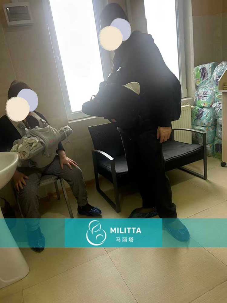 接试管宝宝出院